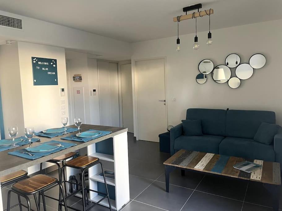 Blue Dream Apartment ฌวง-เลส์-แป็งส์ ภายนอก รูปภาพ